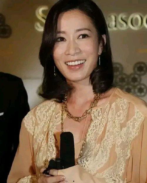 五十岁以上的女明星,五十岁女明星风采依旧