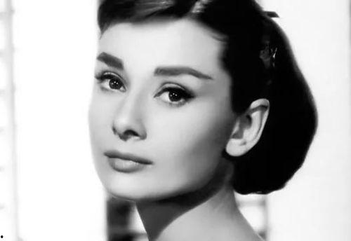 电影明星奥黛丽,光影传奇，永恒的银幕女神