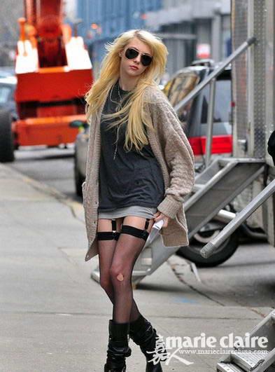 徐娘熟女丝袜图片搜索,徐娘熟女风韵尽显